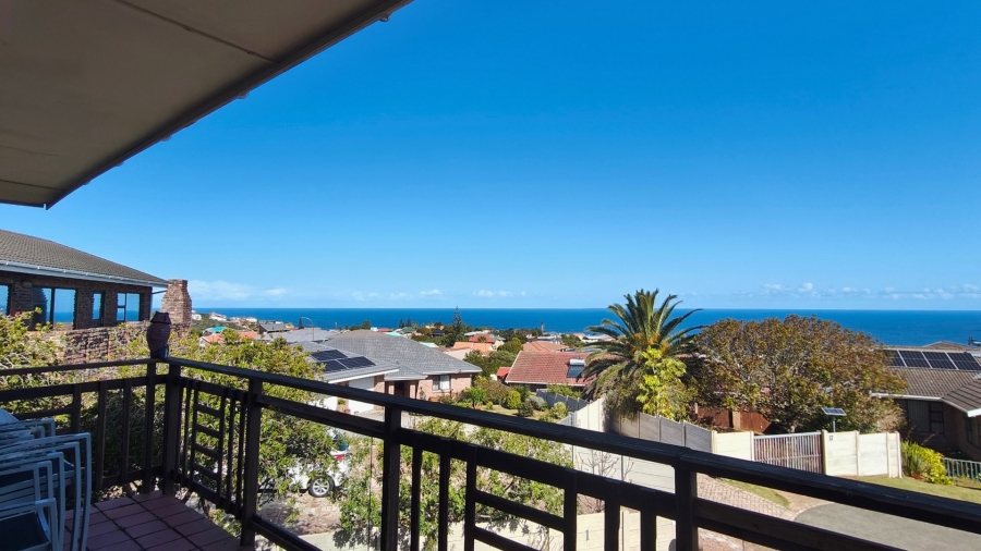 5 Bedroom Property for Sale in Dana Bay Western Cape